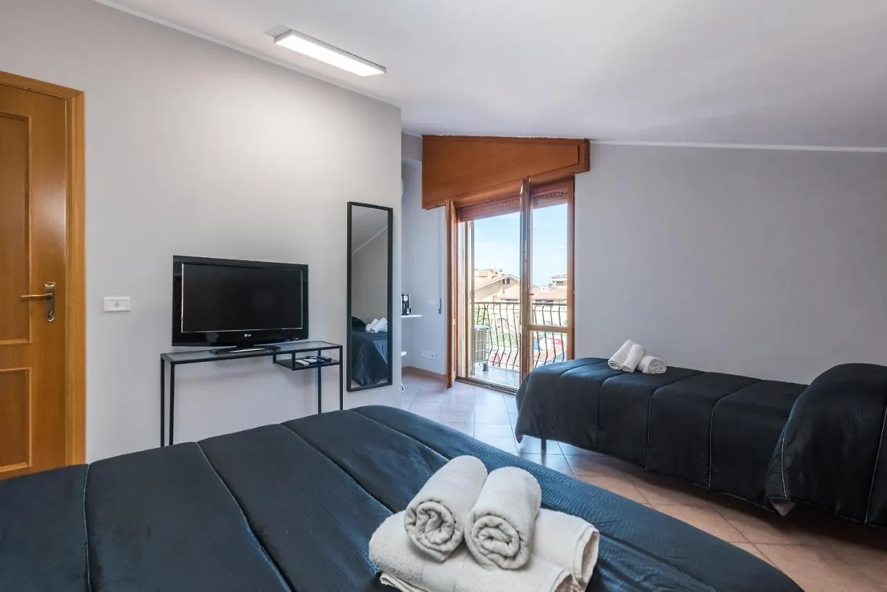 Гостевой дом Travelershome Ciampino&Morena Guesthouse Рим