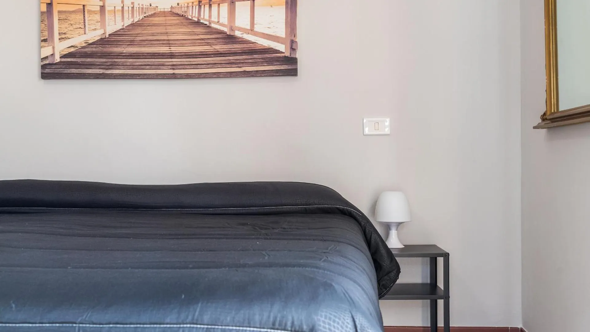 Travelershome Ciampino&Morena Guesthouse Рим 0*,  Италия
