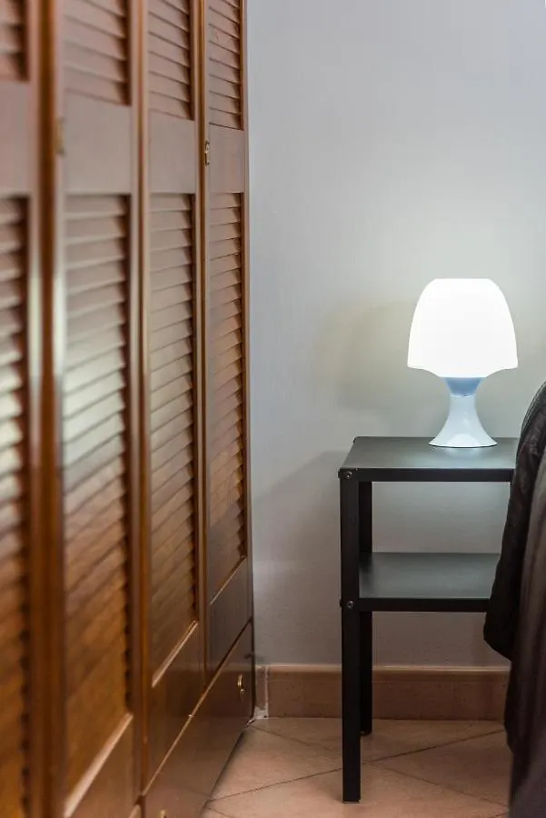 Travelershome Ciampino&Morena Guesthouse Roma 0*,  Italia